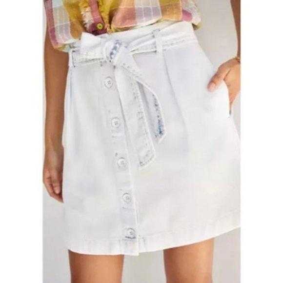 Anthropologie Dresses & Skirts - NWT Anthropologie Cloth & Stone Belted Mini Demin Skirt | L